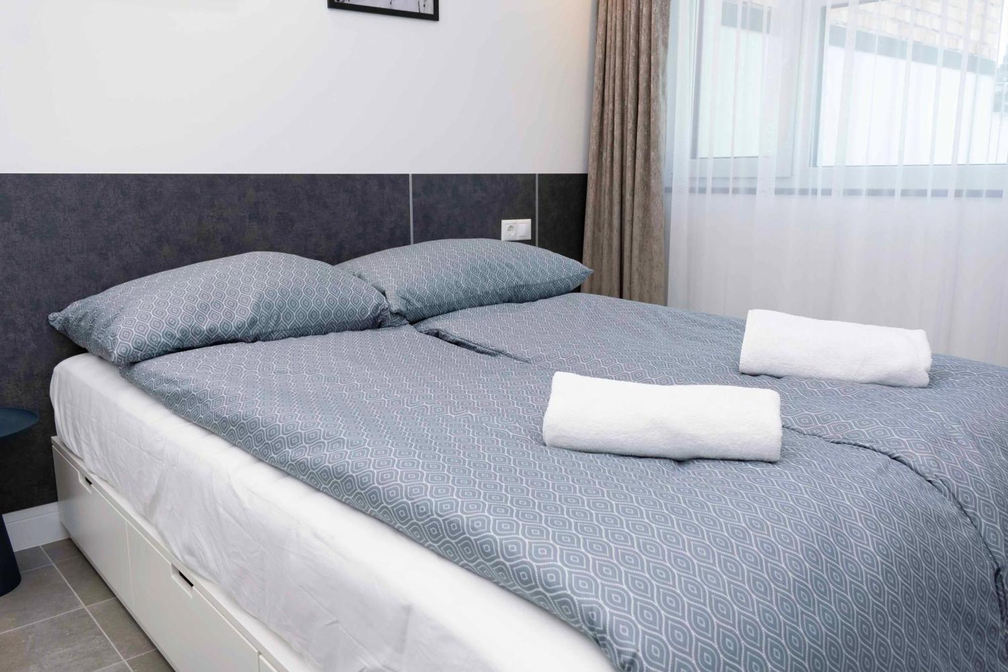 Luxury Cozy 2 Bdr Downtown Apt.6 Будапеща Екстериор снимка
